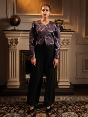 Sculpted Grace: Abstract Statement Top